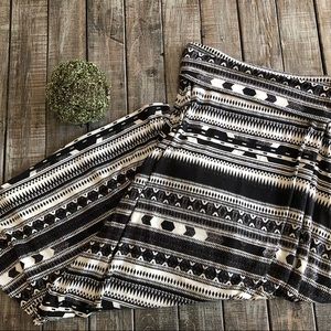 Black & White Mossimo Maxi Skirt 🖤